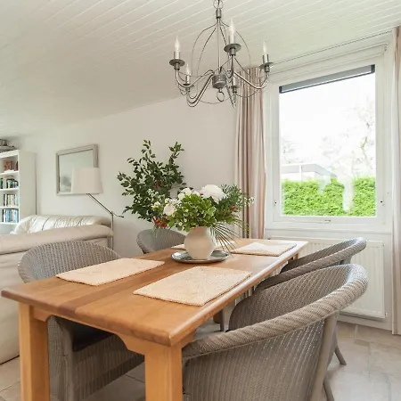 Holiday home Cozy In With Garden *