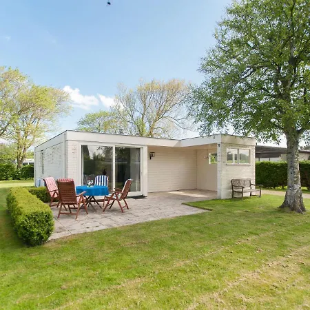 Cozy In With Garden Holiday home Julianadorp