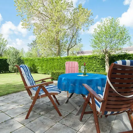 Cozy In With Garden Holiday home *