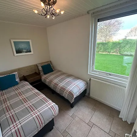Cozy In With Garden Holiday home